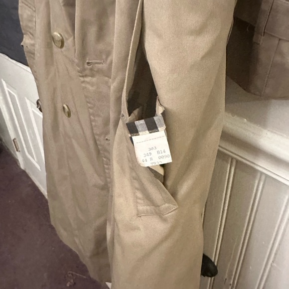 Burberry Vintage Trench coat Authentic - Picture 4 of 11